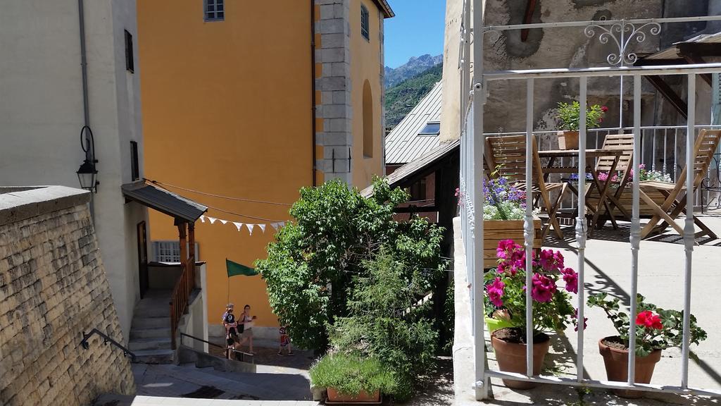 Maison A Tour Briancon Kültér fotó